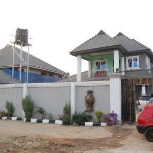 Modern Duplex / Detached Bungalow with Upstairs Extension